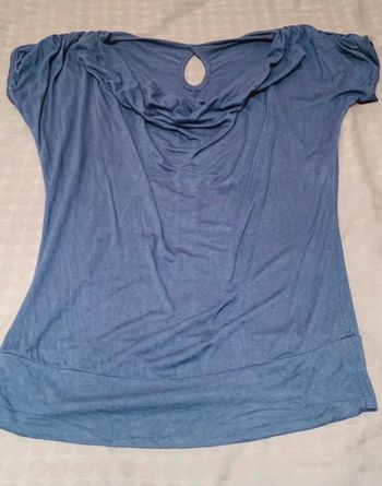 T-shirt bleu