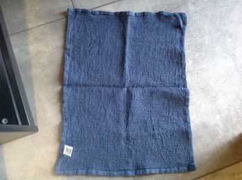 Torchon tissu nid d'abeille Monoprix bleu foncé
