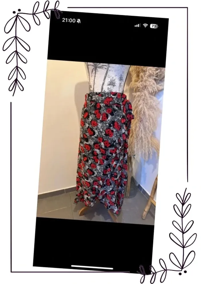 Jupe longue portefeuille GOA rouge floral T L neuve - photo numéro 2