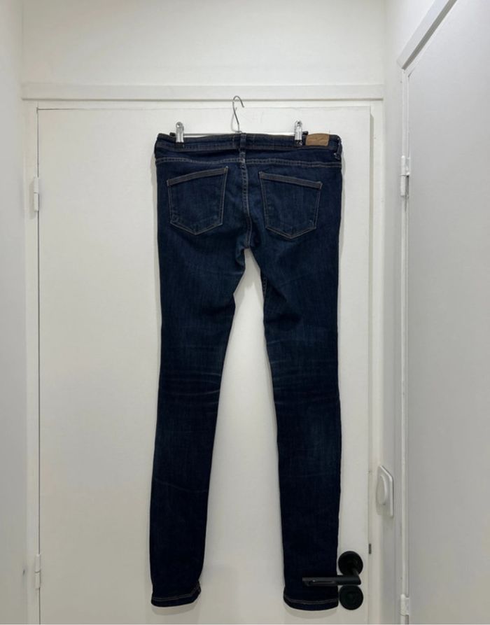 Jean Bershka Bleu taille 36 - photo numéro 4