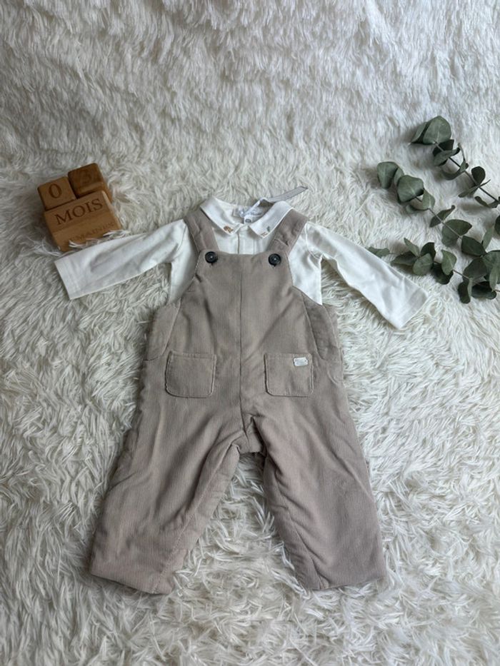 Ensemble tartine et chocolat salopette en velours beige et body manches longues taille 3 mois