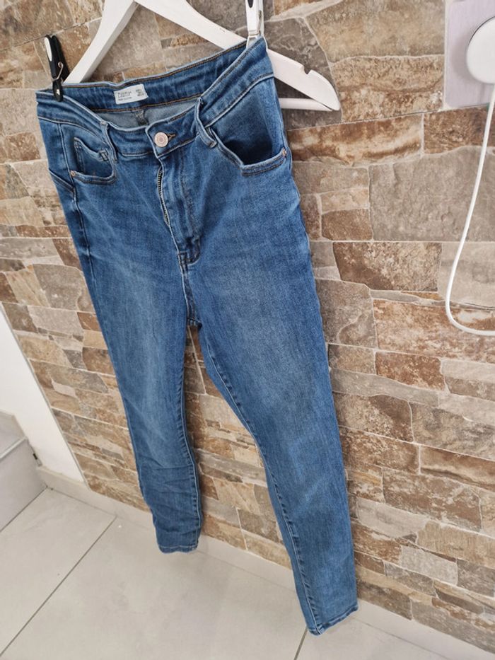 1 pantalon jean extensible taille 42 bleu marque Laulia - photo numéro 2