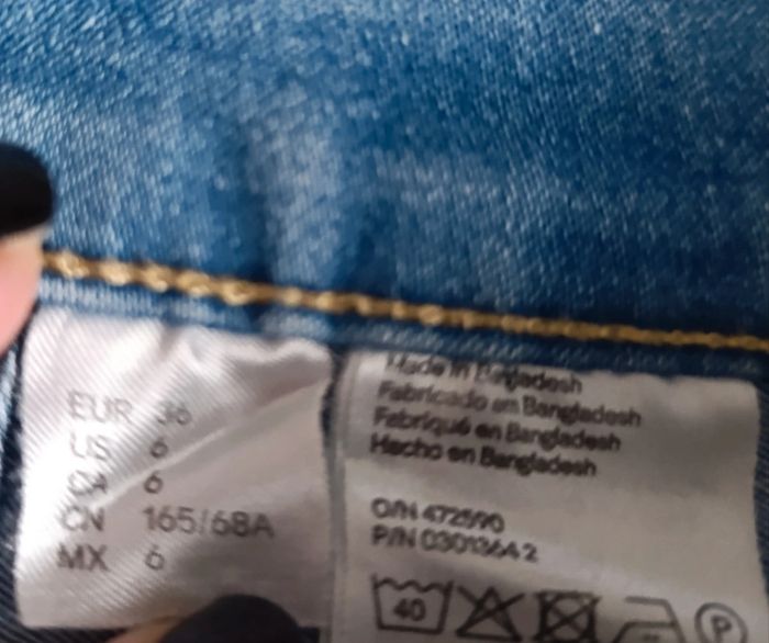 Short en jean taille 36/S - photo numéro 2