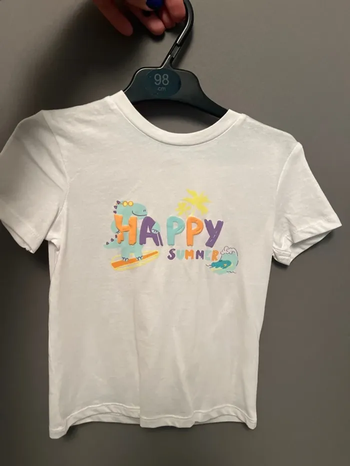 TEE shirt