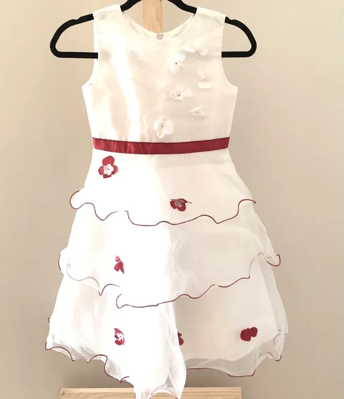 Robe de cérémonie fille blanche et rouge  – 8 ans