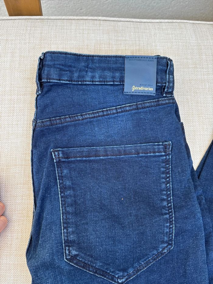 Jean bleu skinny stradivarius taille 38 - photo numéro 2