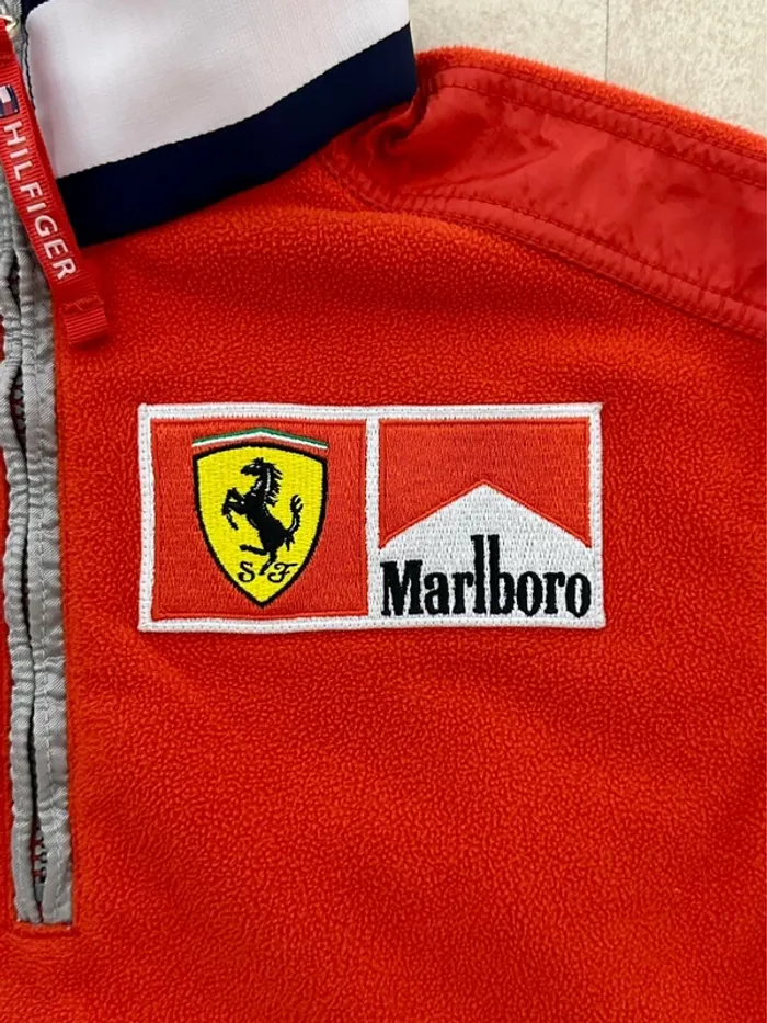 Pull Tommy x Ferrari - photo numéro 9