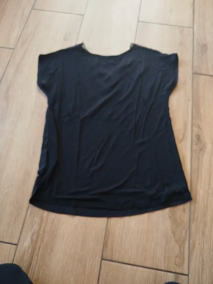 T-shirt femme noir neuf Camaïeu taille XS - photo numéro 3