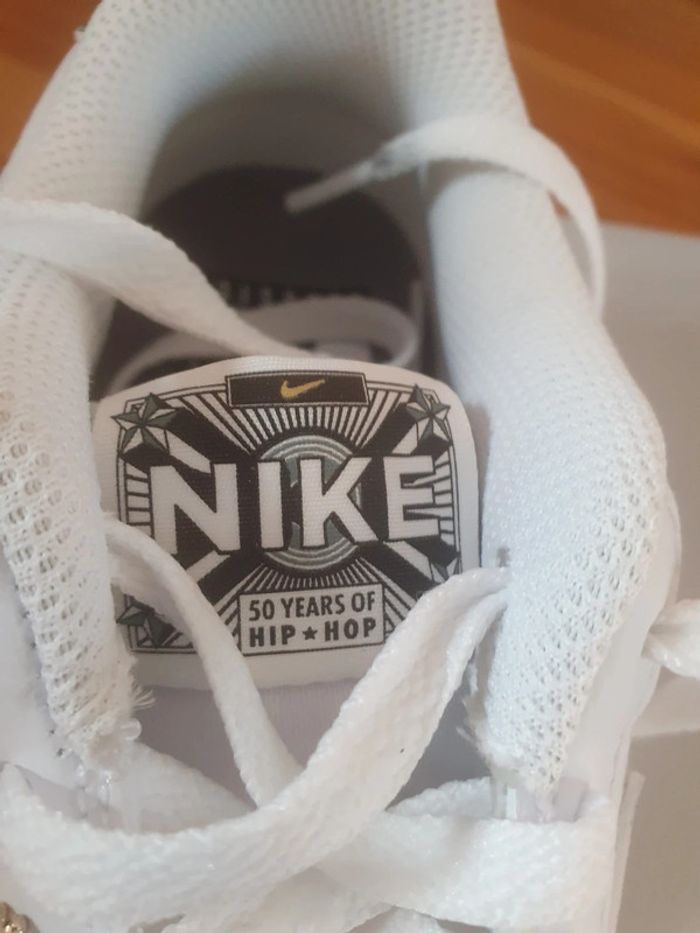 Nike Air Force 1 "50 Years of Hip-Hop"(36.5) - photo numéro 3