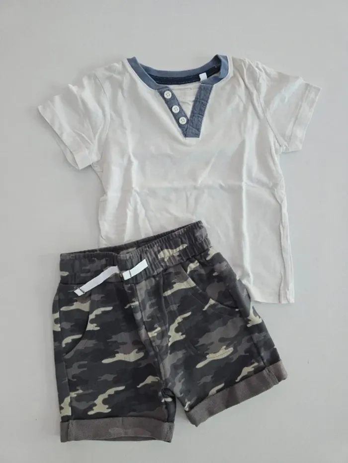 Ensemble short