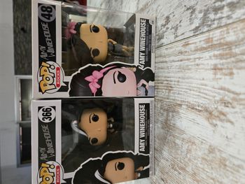 Funko pop 48 et 366