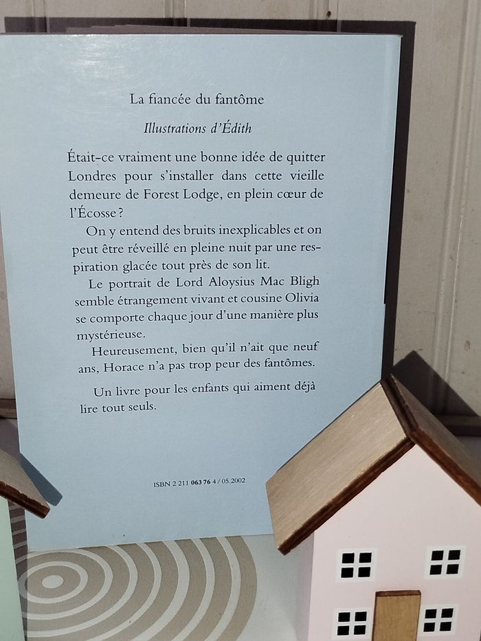📚 École des loisirs  La fiancée du fantôme - photo numéro 3