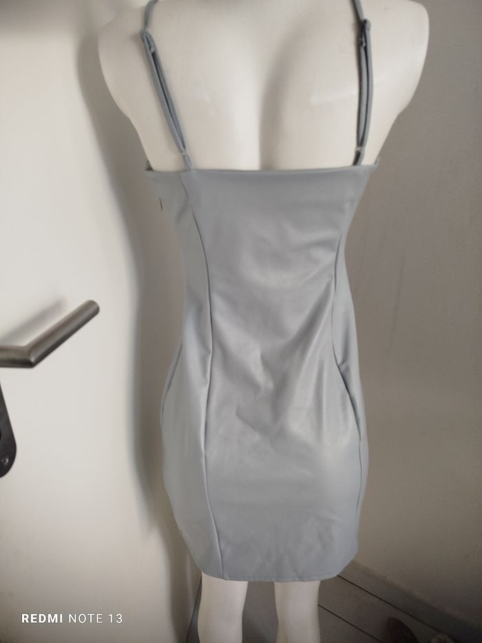 #kytieMfemme. Robe bretelles en cuir synthétique taille M - photo numéro 6