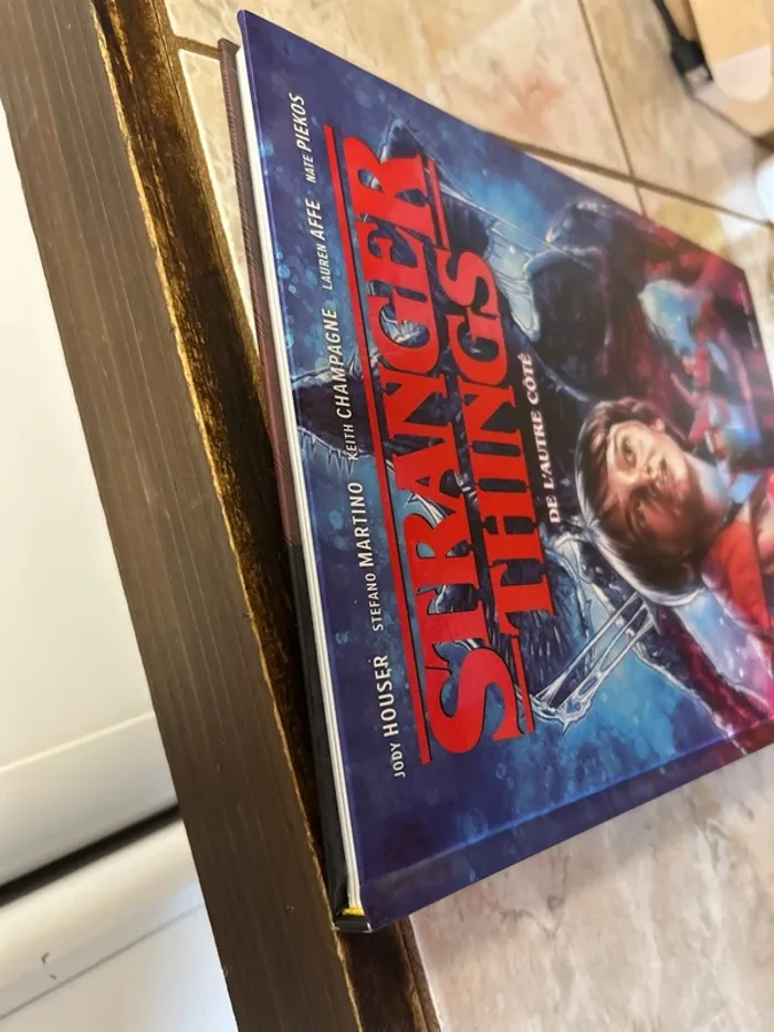 Livre Stranger Things - photo numéro 7