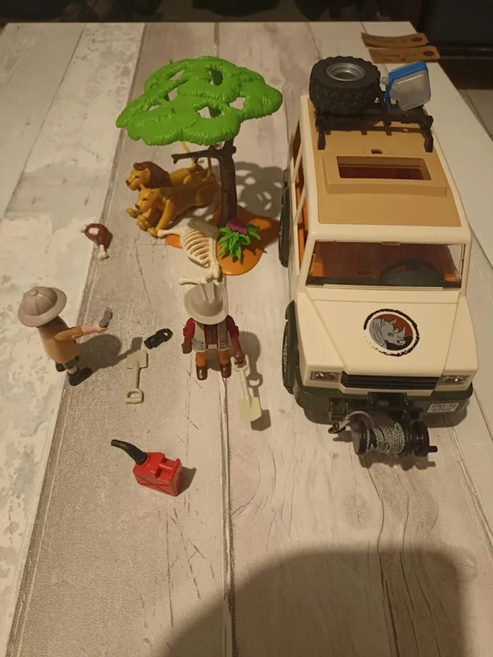 Playmobil safari dans la savane