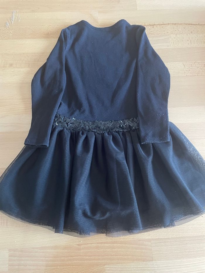 Robe noire