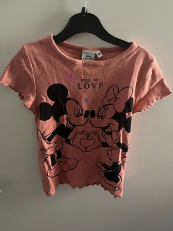 TEE shirt fille Disney taille 6 ans