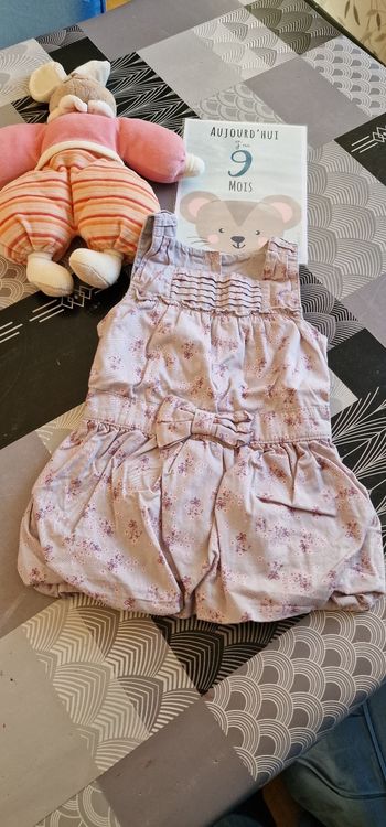Robe tape à l'œil  9mois