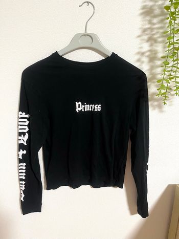 Très beau haut à longue manche pour femme 