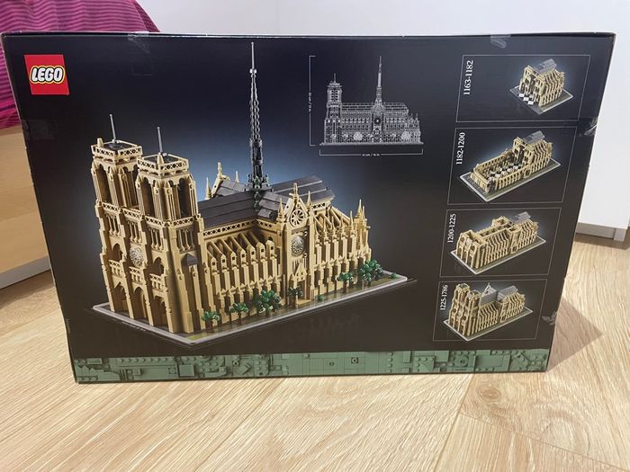 LEGO Architecture 21061 Notre-Dame de Paris - photo numéro 2