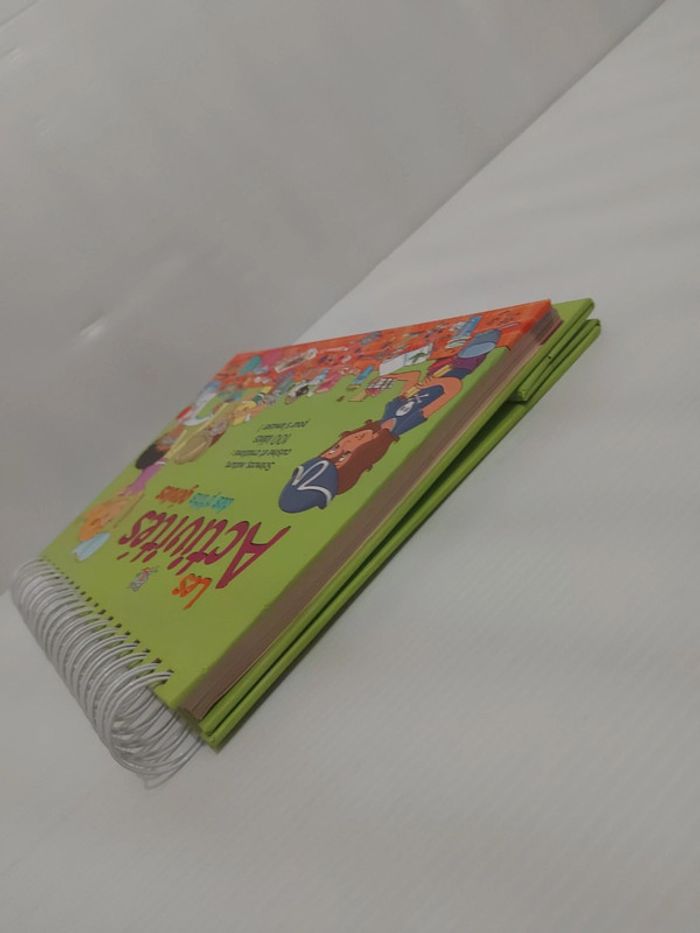 Livre chevalet "Les activités des p'tits génies" neuf - photo numéro 13