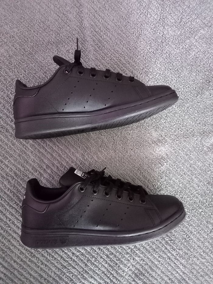 Baskets stan Smith noir - photo numéro 3