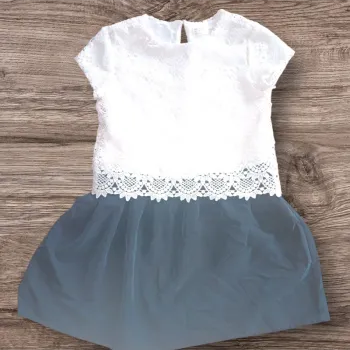 Robe dentelle Zara