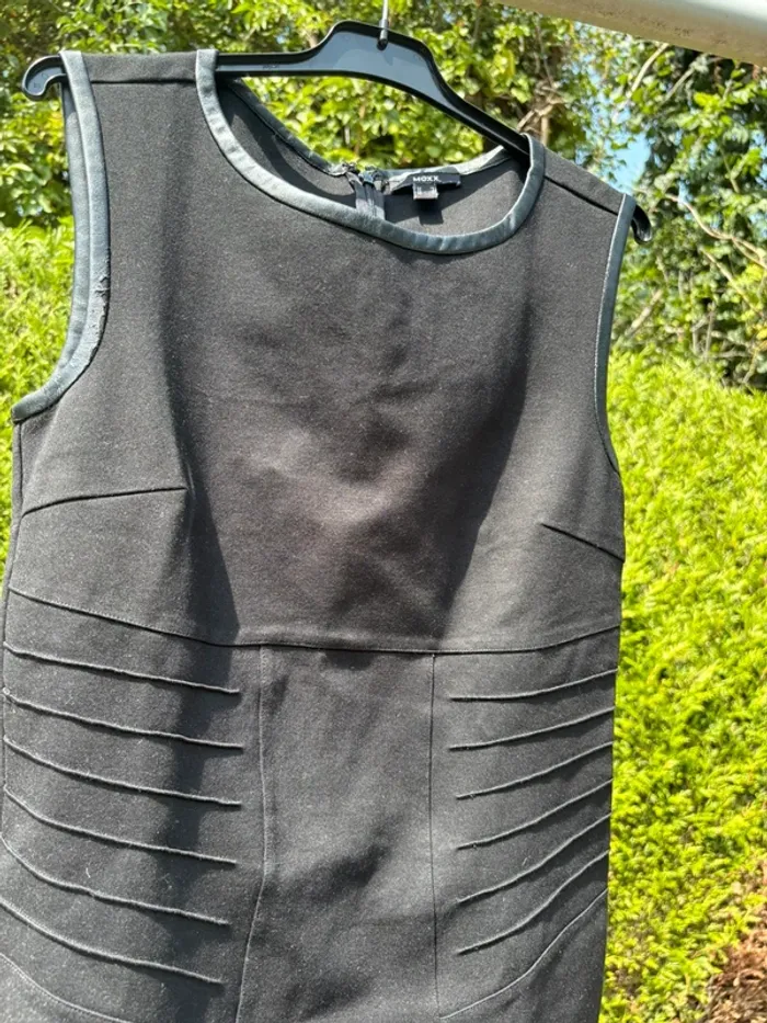 Robe noire moulante et stretch – Marque Mexx - photo numéro 3