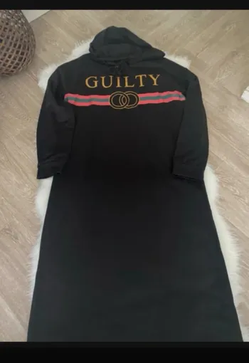Robe avec capuche