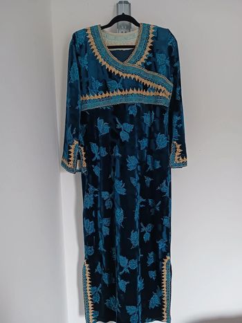 Robe velours  marocaine Taille 40