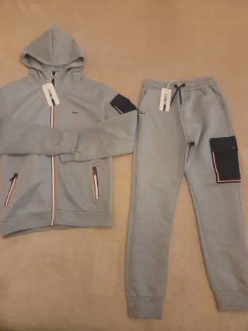 Ensemble jogging 16 ans