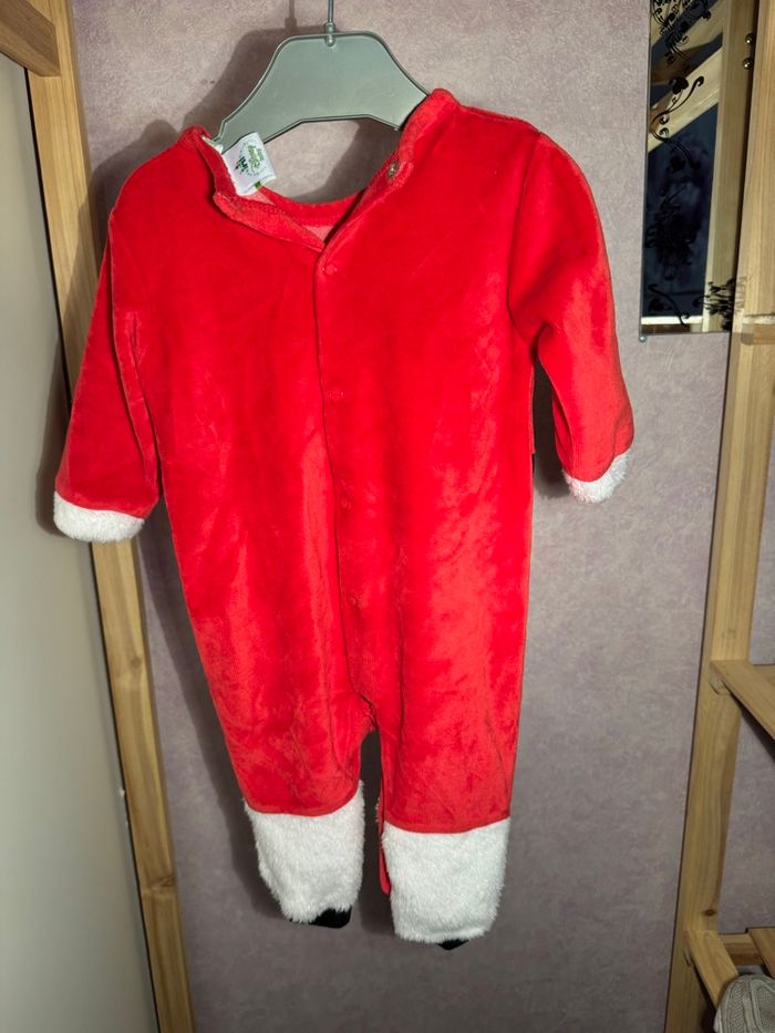 Pyjama Disney Baby Mickey – Noël – Rouge & Doux – Taille 3M (60 cm)