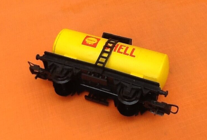 Wagon Citerne Shell / Wagon Citerne Azur Echelle : 1/87ème - photo numéro 4