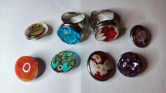 Bagues 8 cabochons - photo numéro 2