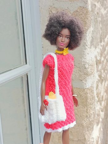 Tenue robe rouge pour barbie