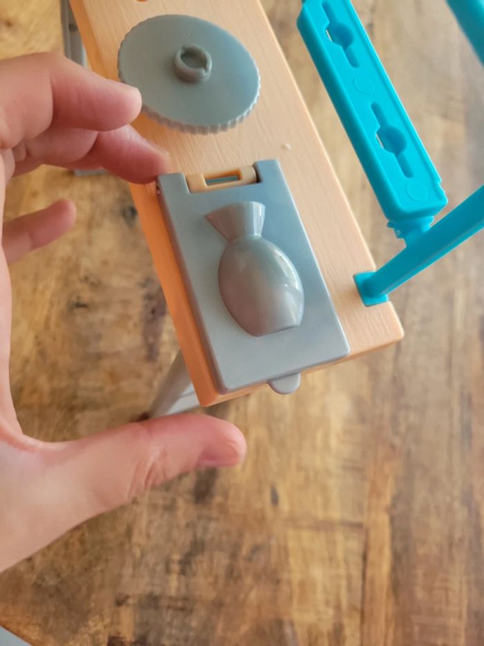 Jouet stand poupée barbie artiste accessoires barbie dans autres annonces - photo numéro 4