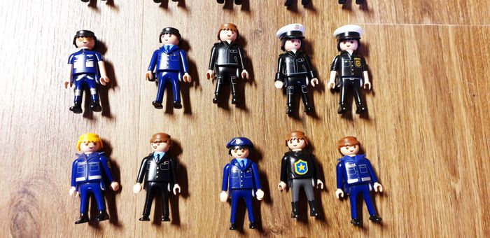 Playmobil - Lot de policiers - photo numéro 3