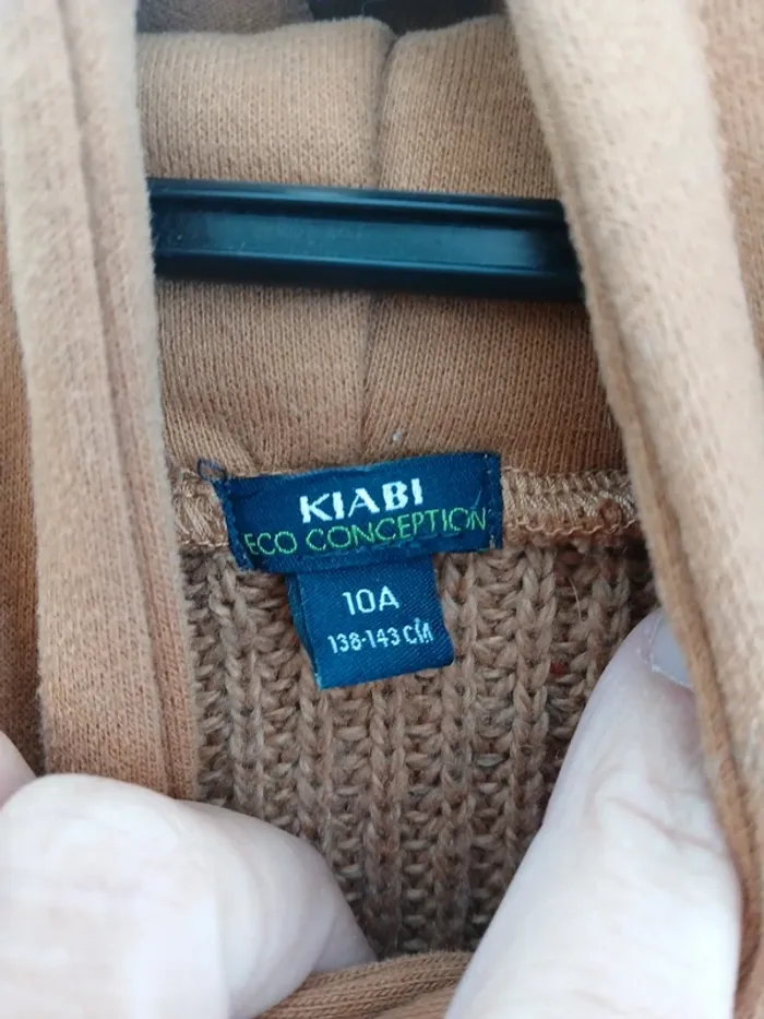 Lot pull a capuche jumeaux - photo numéro 3