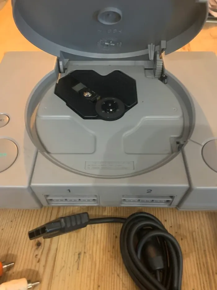 PlayStation 1 scph 1002, 1manette, 1 jeux - photo numéro 4