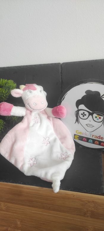 doudou vache rose blanc fleur kimbaloo la halle plat mouchoir Losange Tâche