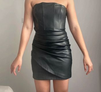 Robe similicuir noire Zara