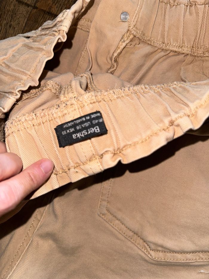 Short bershka Taille 40 - photo numéro 4
