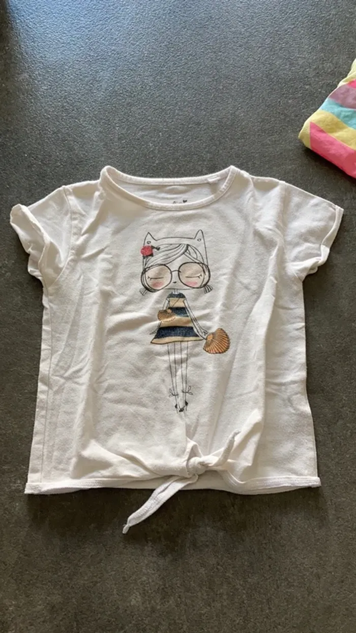 Lot tee-shirts fille 4 5 ans - photo numéro 3