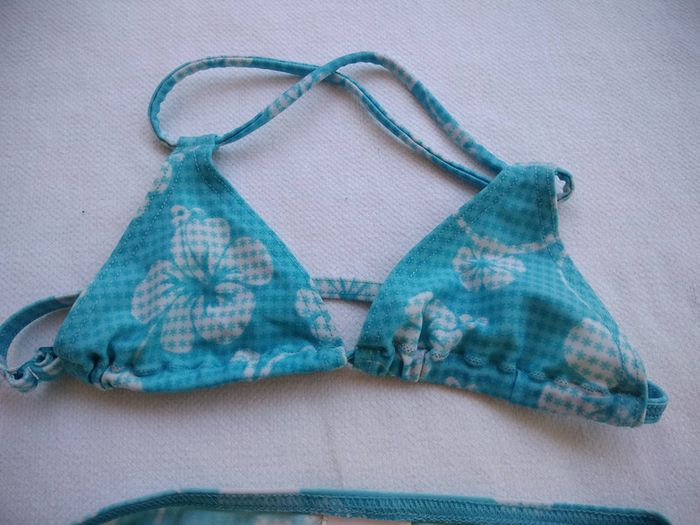 Maillot de bain 2 pièces - Fille 6 ans - photo numéro 3