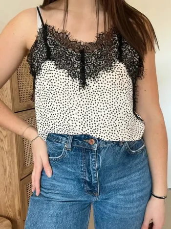 Débardeur à pois et dentelle Cloothes