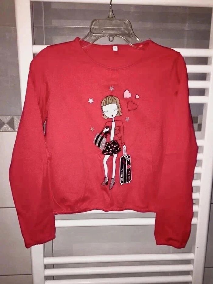 T shirt taille 12 ans neuf à 5 euros