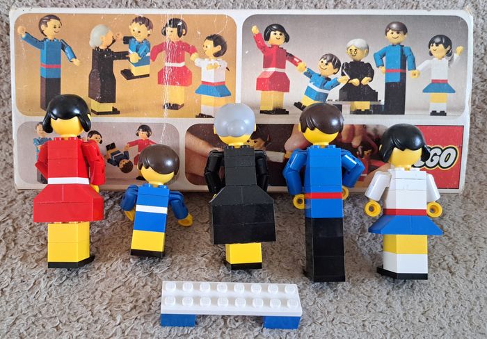 Lego set 200 Family de 1974 - photo numéro 2