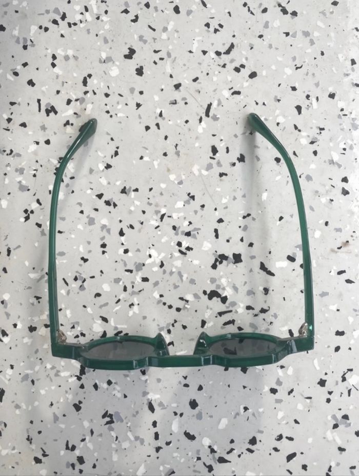 Accessoires : Lunettes de soleil - photo numéro 2