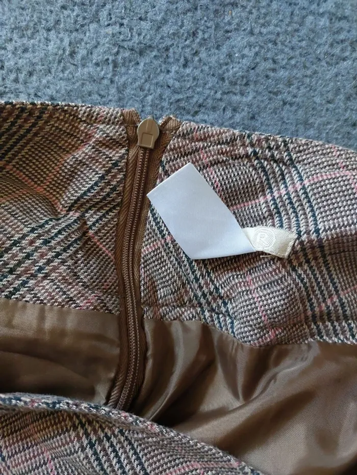 Mini jupe beige - photo numéro 2