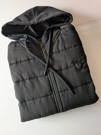 Veste à capuche Benson & Cherry noire – Taille XXL/XL